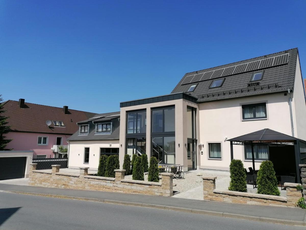 Landgasthof Niebler Adelsdorf Zewnętrze zdjęcie
